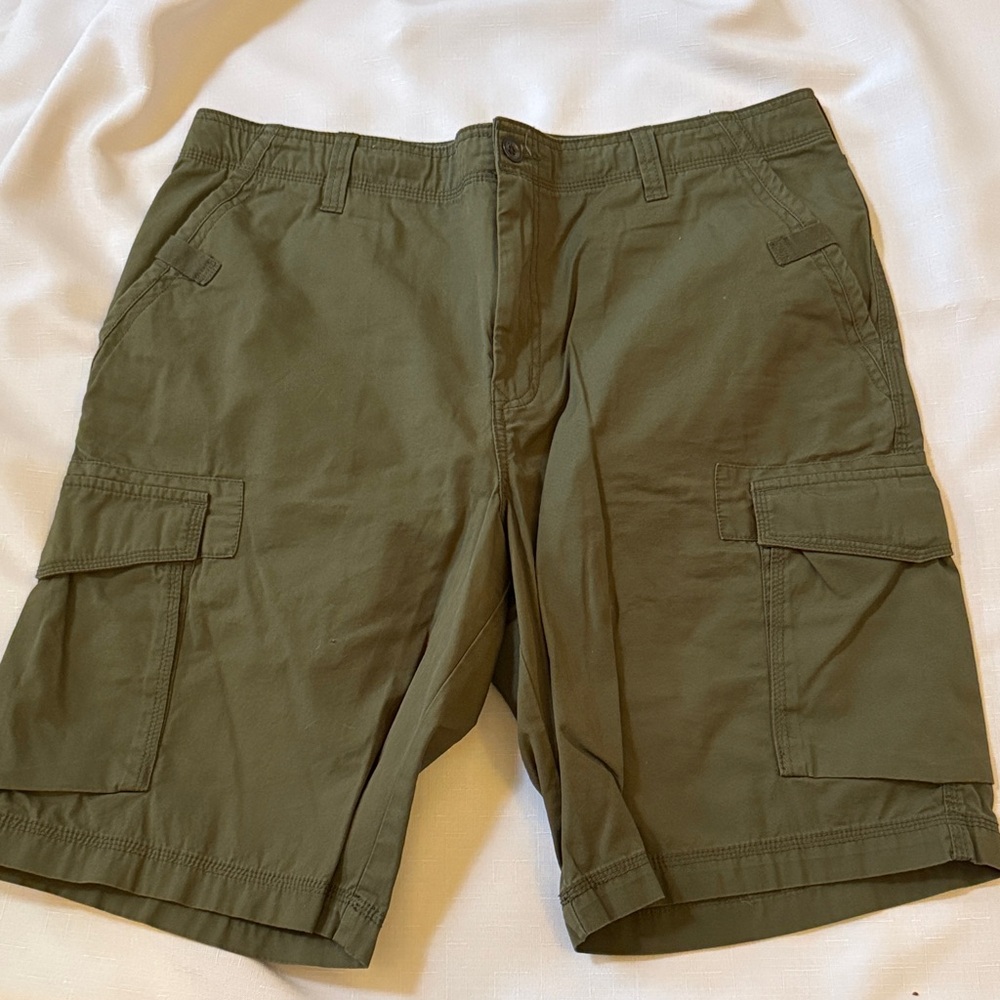 Olive Green Bass Cargo Shorts for Men